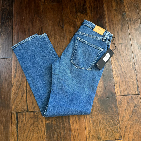 Edwin Women's Hana Vintage High Rise Straight Jeans 27 Blue Horizon Wash $228 - Picture 4 of 9